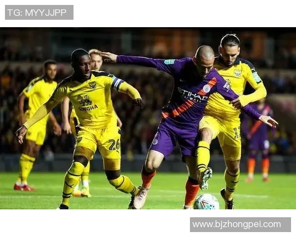 切尔滕汉姆对阵牛津联的精彩较量即将上演，谁能赢得胜利成为焦点